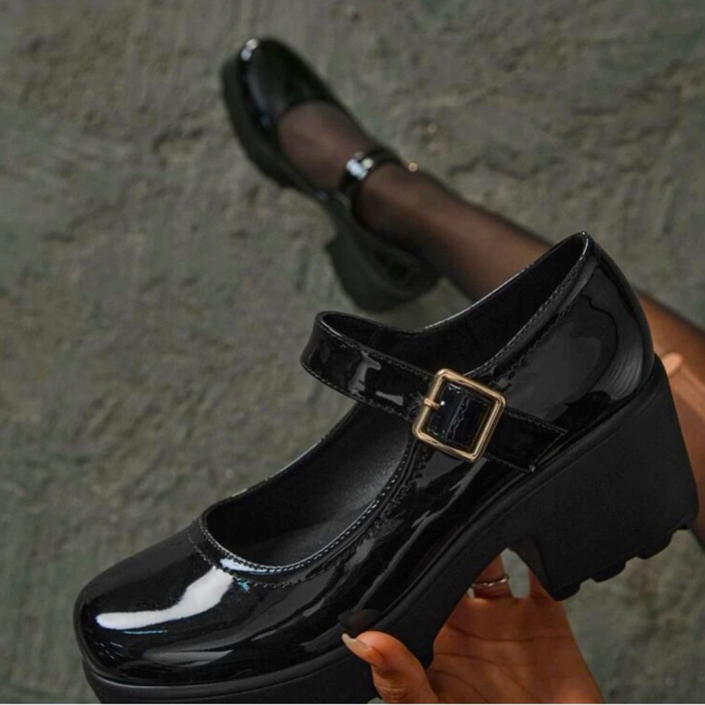 Platform Mary Jane Shoes